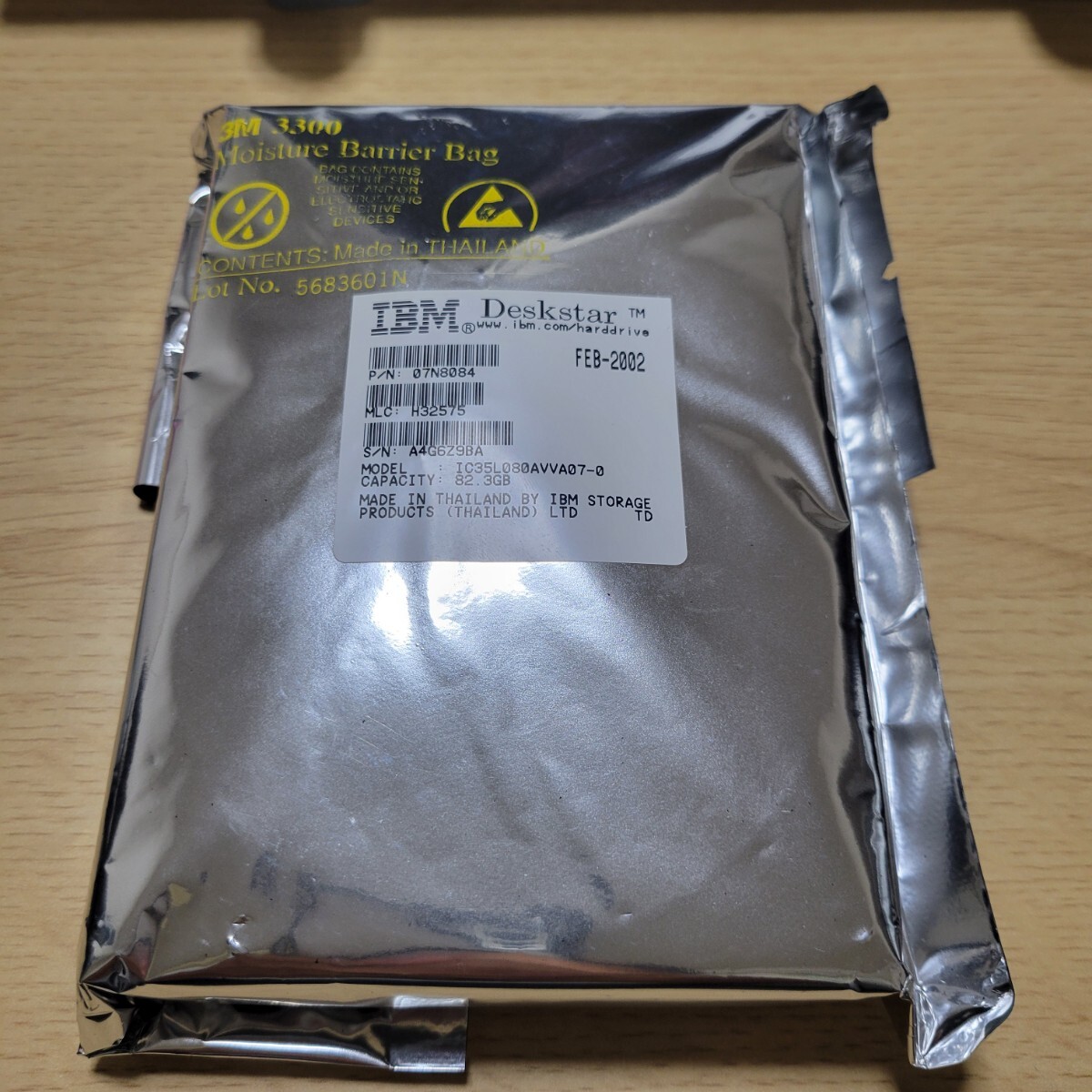 【新品未使用】IBM Deskstar 80GB IDE/ATA-100 7200RPM 3.5インチ HDD★未開封品★レトロPC・交換用に！IC35L080AVVA07-0 80GB HGST_画像1