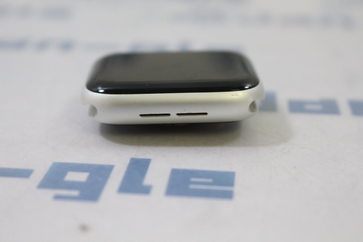 関西 Ω Apple Apple Watch Nike+ Series 4 GPSモデル 44mm MU6K2J/A 激安価格!! この機会にぜひ!! J655342 Y_画像4