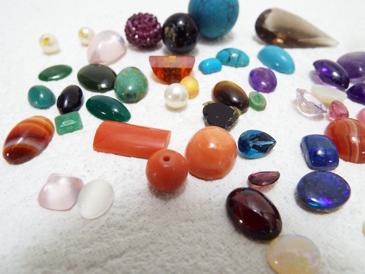 【100円スタート】外し石 ルース色々　約76.4ｇ ターコイズ、珊瑚、ホワイトオパール、アメシスト他_画像3