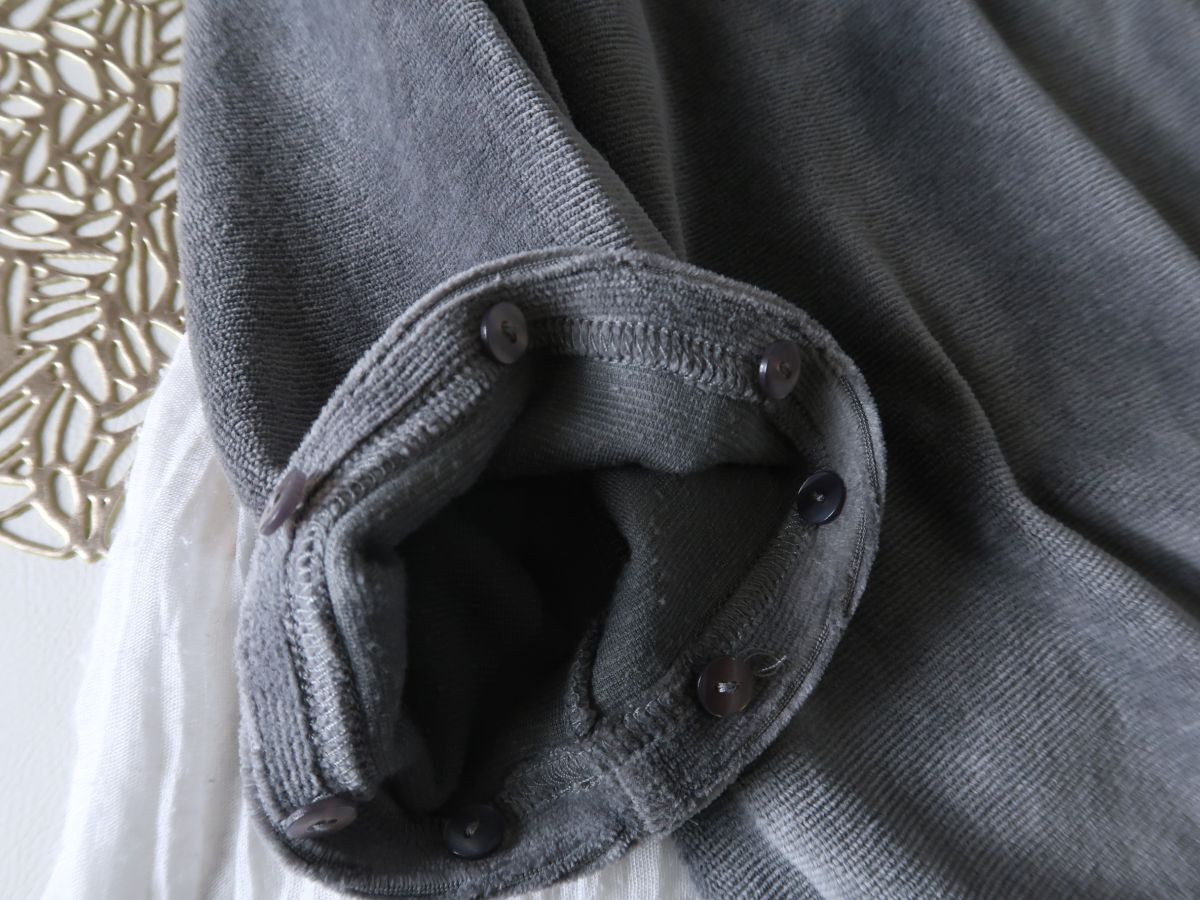 パシオーネ PASSIONE☆ベロアプルオーバー 38サイズ☆A-O 6666_画像5