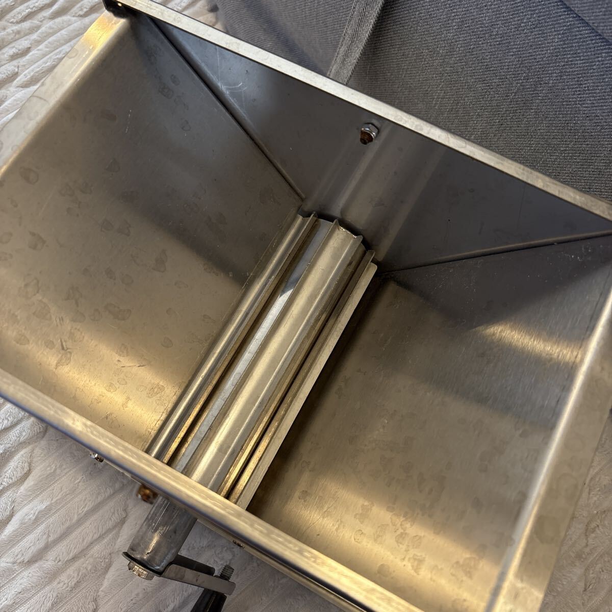 粉砕機 食品 小型 破砕機 手回し 粉砕機 手動 家庭用 業務用 大容量 果物 野菜 などの粉砕機械 ステンレス鋼_画像4