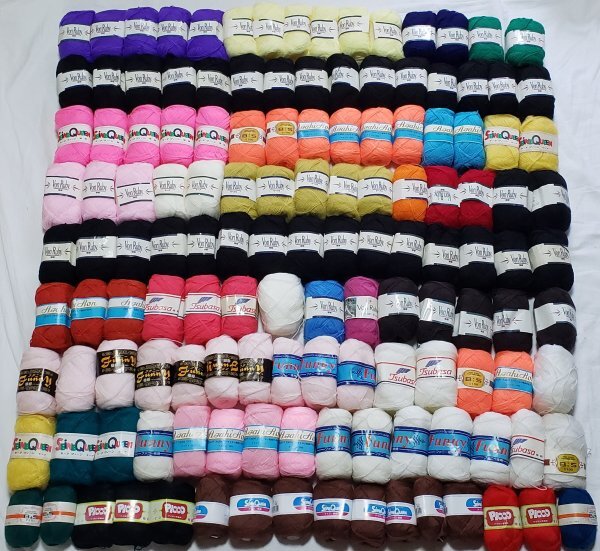 毛糸山43　アクリル系中心に　未使用　極細　毛糸山　お買い得品！_画像1