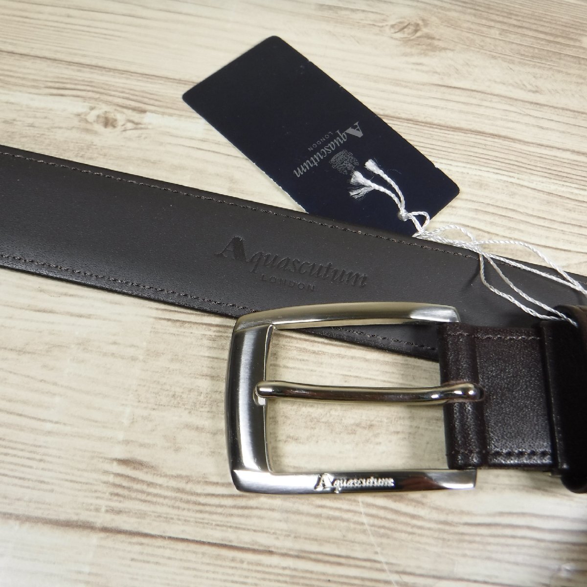 V316 アクアスキュータム 日本製新品 チョコ 牛革 ロゴバックル レザーベルト 濃茶 ビジネスベルト Aquascutum_画像3