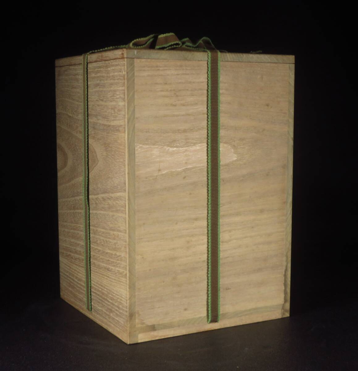 【SAKURAYA】朝鮮古美術【李朝 白磁 染付葡萄文花瓶】壷 壺 朝鮮古陶磁 時代 高麗 韓国 茶道具 分院 古作 骨董品 古美術品 高さ21cm_画像10