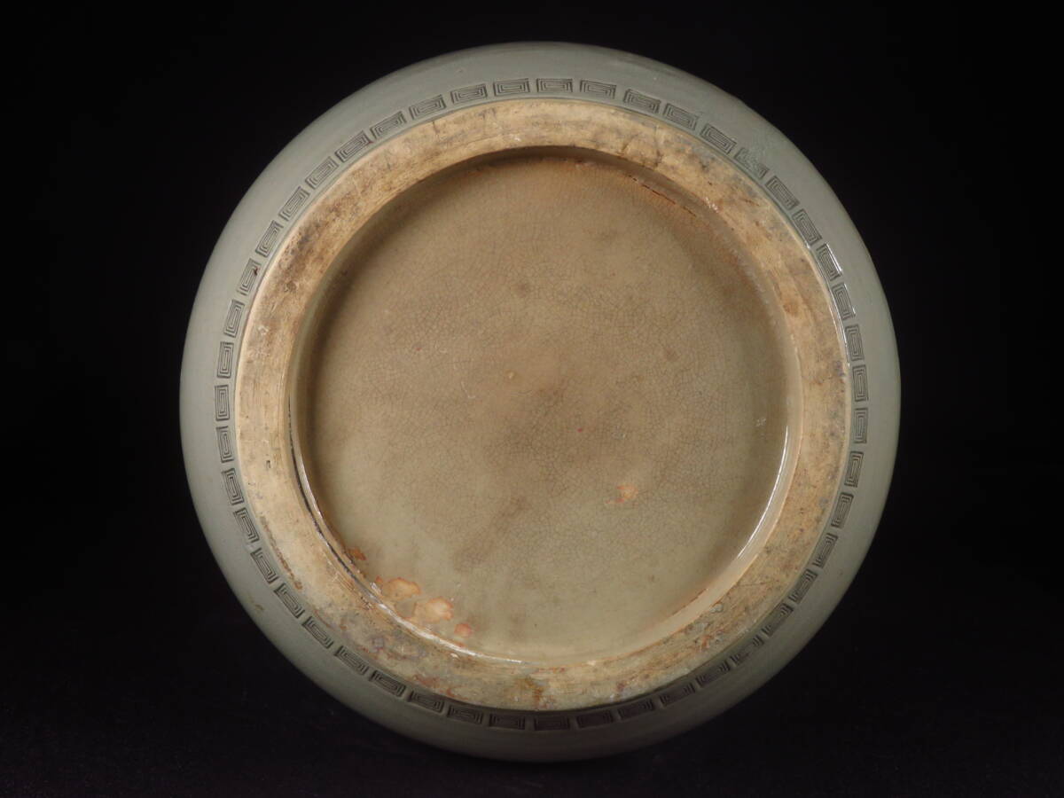 【SAKURAYA】最上位作 高さ50cmの希少な作品【献上唐津 象嵌雲鶴文象耳付大花瓶】壷 壺 献上手 古唐津 唐津焼 珍品 三階菱 家紋 骨董品_画像9