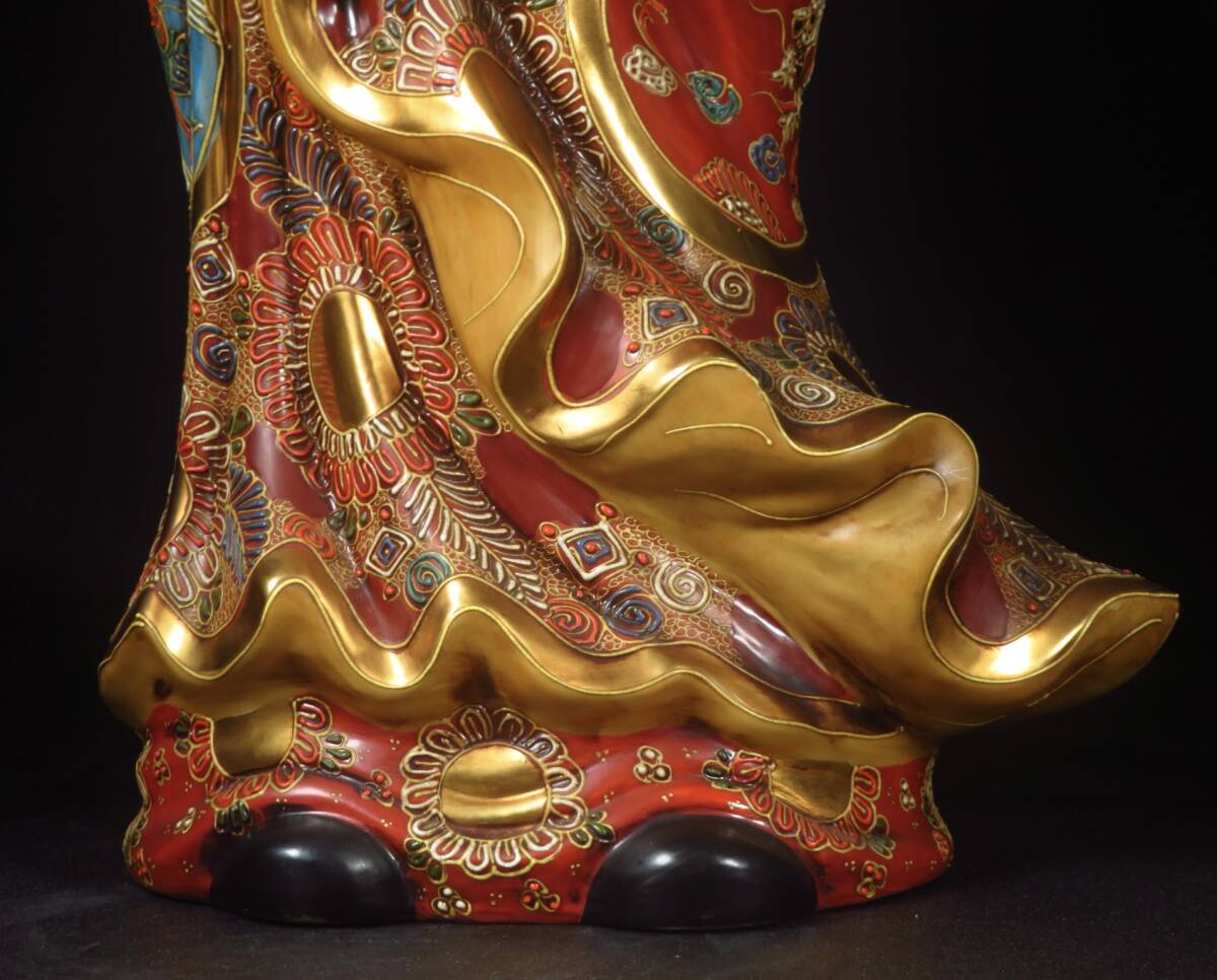 【SAKURAYA】高さ60cmの大型作品【九谷焼 金彩 色絵 達磨大師 立像/九谷 八幡窯】置物 オブジェ 細密彫刻 時代 希少 骨董品 古美術品_画像4