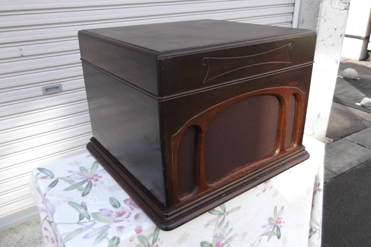 コロンビア Viva-tonal Grafonla No109卓上型蓄音機 シングルゼンマイ木製ホン 実働品　清掃分解整備済み_画像2