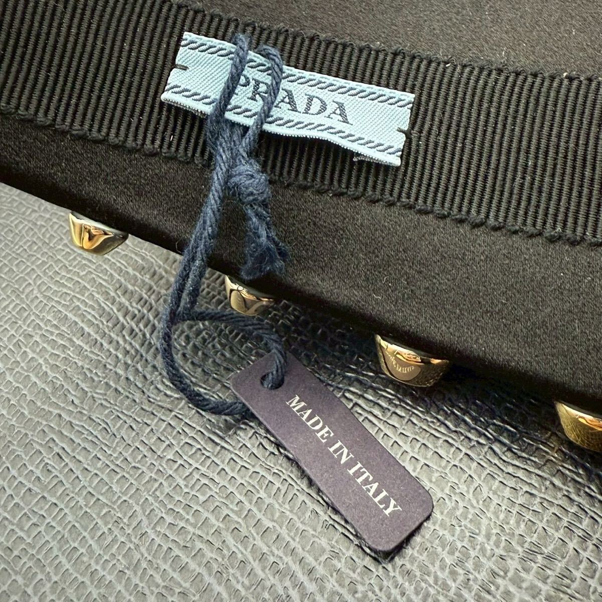 [ супер супер редкий * не использовался хранение товар ]PRADA Prada лента-ободок napa кожа атлас лента Gold заклепки украшен блестками аксессуары для волос 