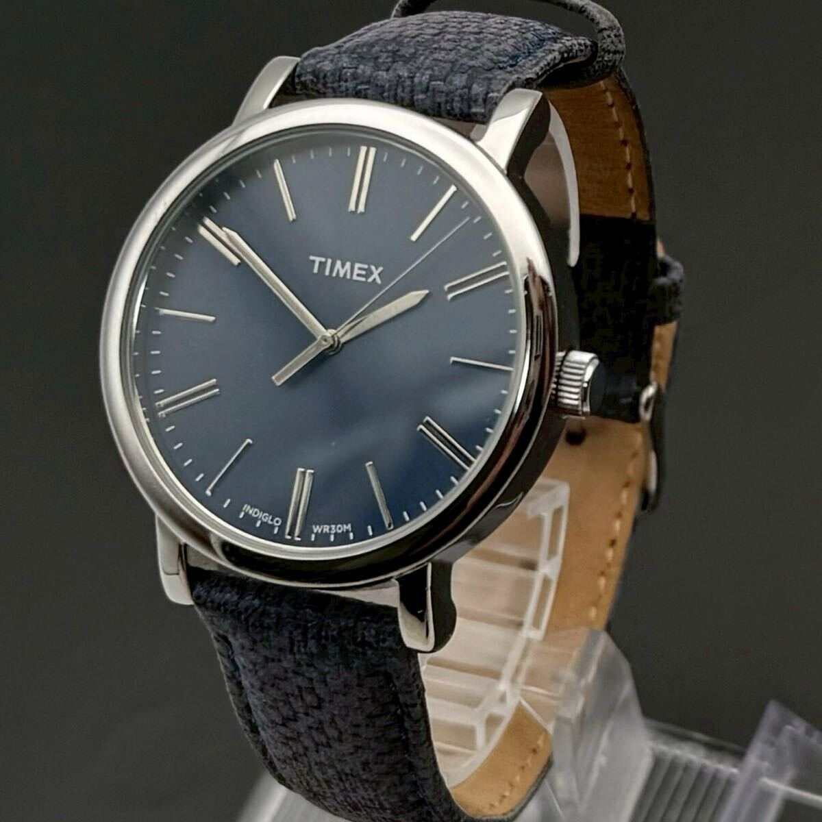 【希少・極美品・稼働◯】TIMEX タイメックス 腕時計 クオーツ インディグロナイトライト 30M ネイビー シルバー 防水機能 ラウンド T2P172_画像1