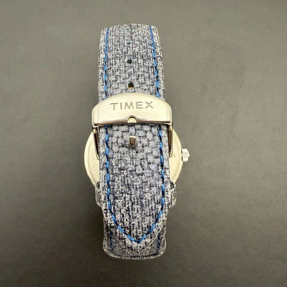 【希少・極美品・稼働◯】TIMEX タイメックス 腕時計 クオーツ インディグロナイトライト 30M ネイビー シルバー 防水機能 ラウンド T2P172_画像6
