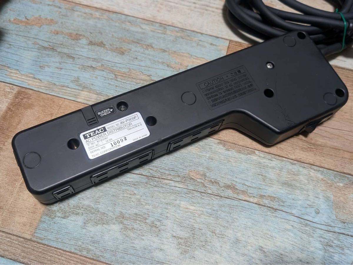 TEAC AC Power Distributor AV-P909P ティアック パワーディストリビューター 電源タップ Hi-Fi LINE NOISE FILTER 音質向上アクセサリー _画像8