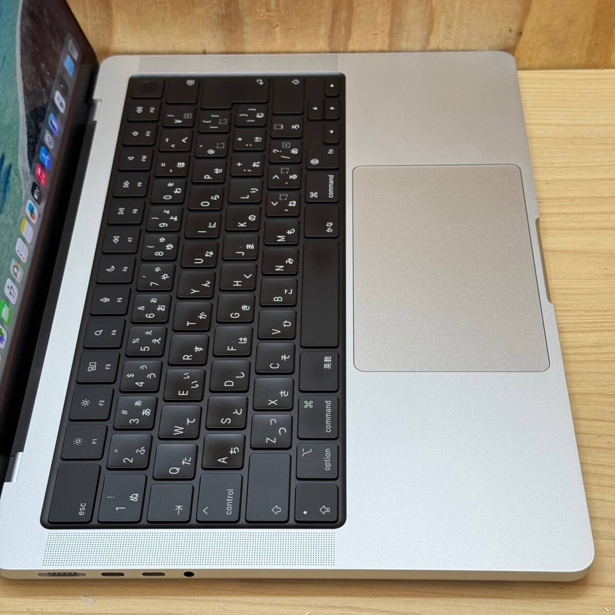 充放電回数54◆Macbook Pro A2442 2021★Apple M1 Pro◆メモリ32GB◆SSD1TB◆Liquid Ratina◆14インチ◆macOS Tahoe◆ACアダプター_画像2