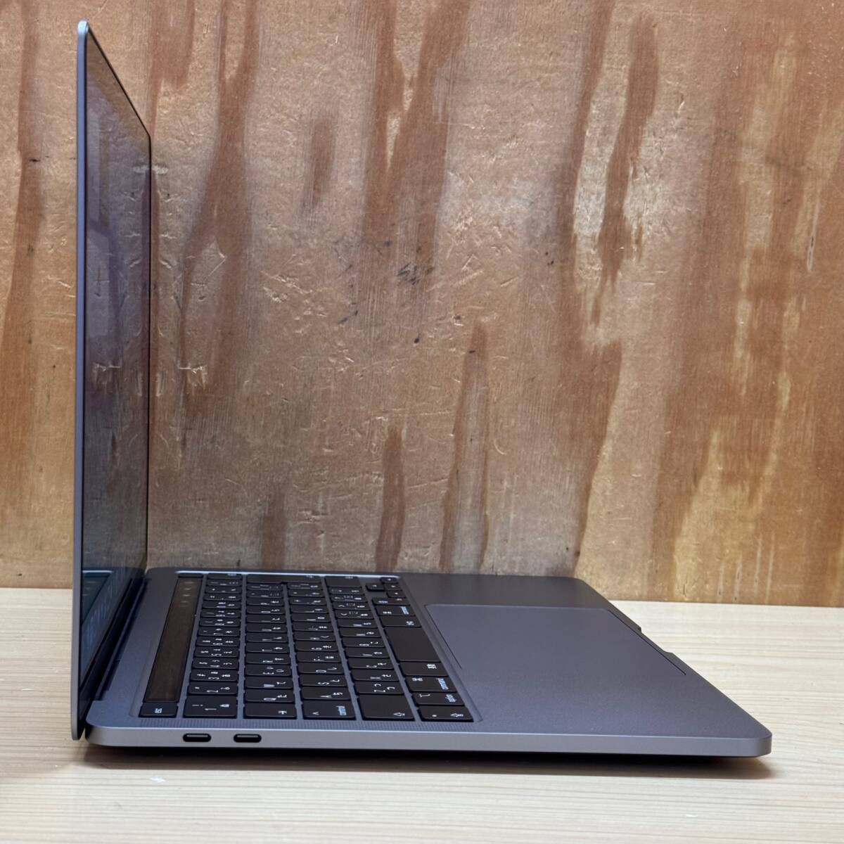 充放電回数:104◆Macbook Pro A2338 2020◆Apple M1チップ◆メモリ16GB◆SSD512GB◆タッチバー◆macOS Tahoe_画像3