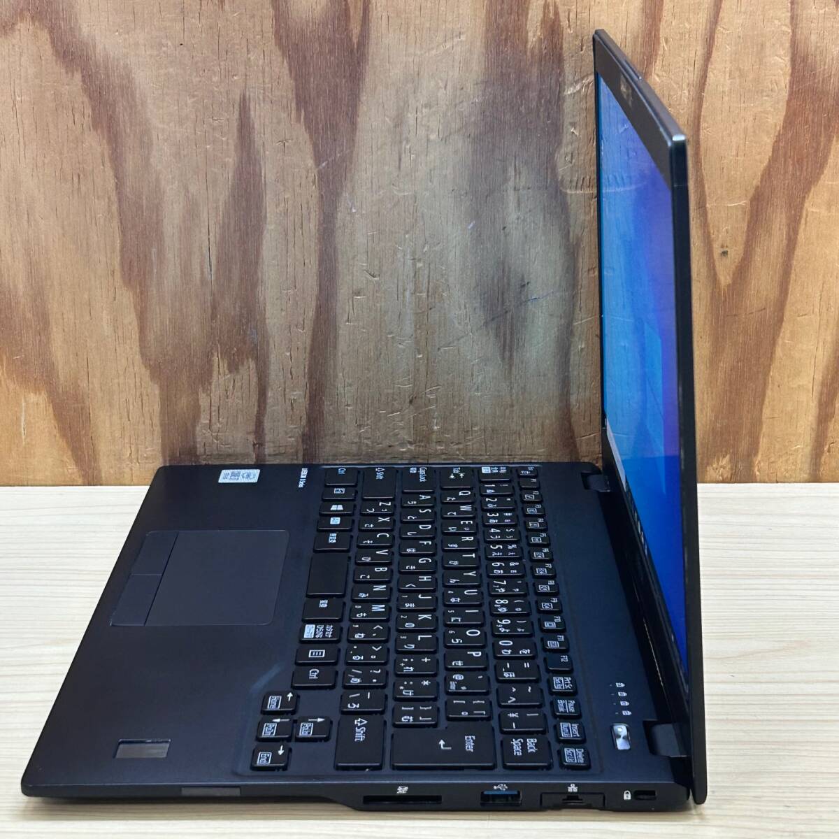 超軽量◆LIFEBOOK U9310/D◆Core i7-10610U◆メモリ16GB◆SSD256GB◆Full HD◆D2D_画像4