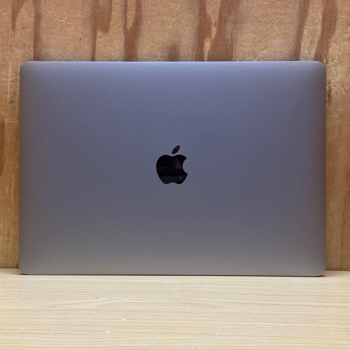 Macbook Pro A2338 2020◆Apple M1チップ◆メモリ16GB◆SSD1TB◆タッチバー◆macOS Tahoe_画像9
