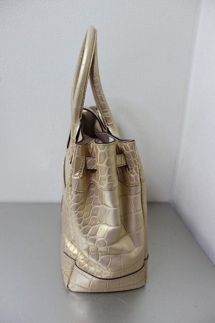 [D03910]　中古　レディースバッグ　THE Grand Hotel WATER FALL　ゴールド_画像4