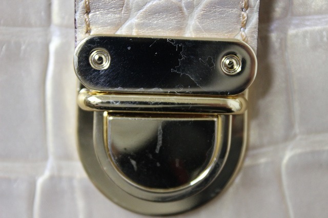 [D03910]　中古　レディースバッグ　THE Grand Hotel WATER FALL　ゴールド_画像6