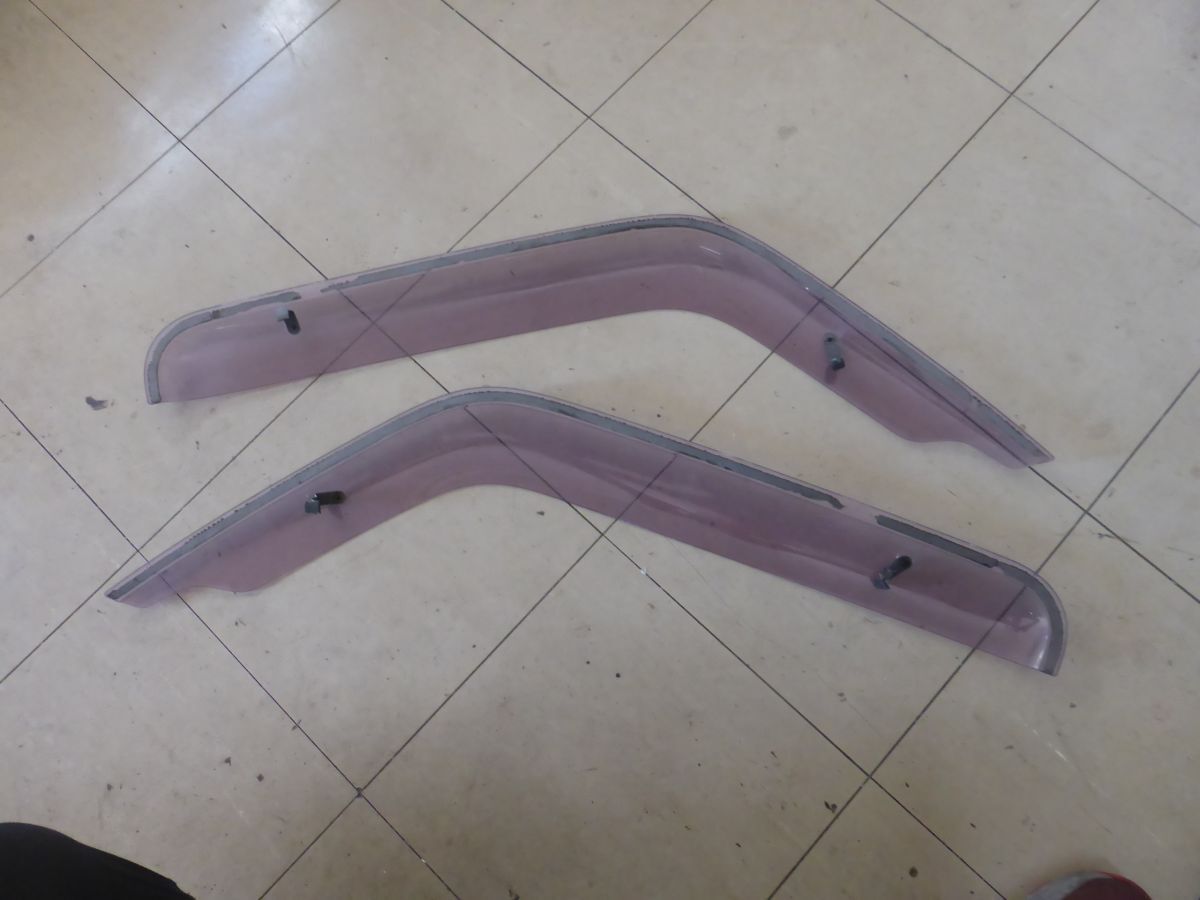 B2　F.01　キャリィ DA63T　ドアバイザー　左右　　サイドバイザー　　スクラム　DG63T　　_画像4