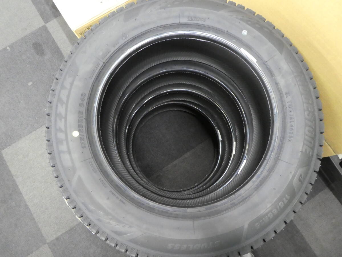  ☆ 未使用 4本セット 175/65R15 ブリヂストン スタッドレス BLIZZAK VRX3 25年製 送料無料 1円スタート ☆_画像7
