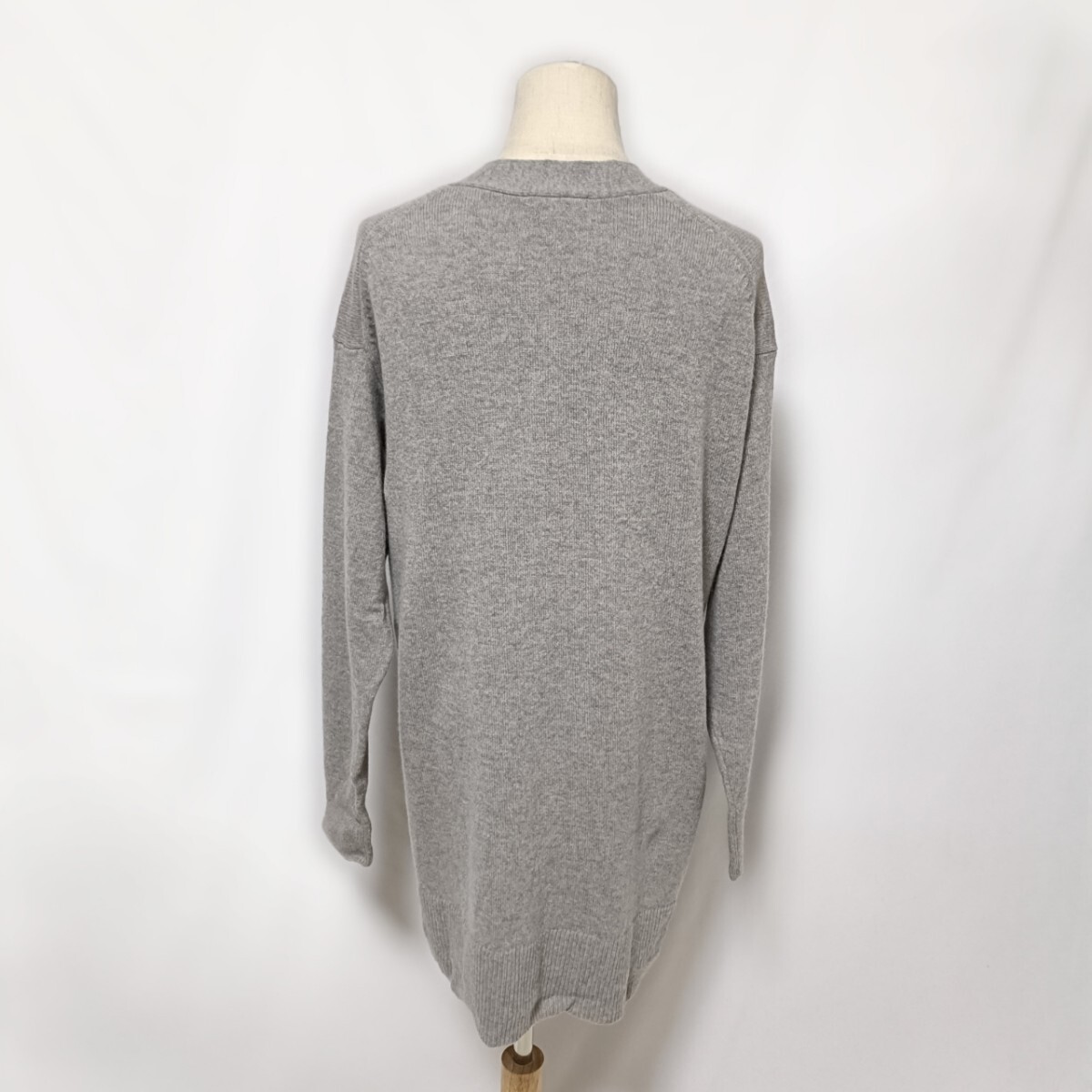 【美品】PLST プラステ ウール100% ロングカーディガン M グレー Vネック 12-0403052 / プレミアムウール 厚手 秋冬_画像4