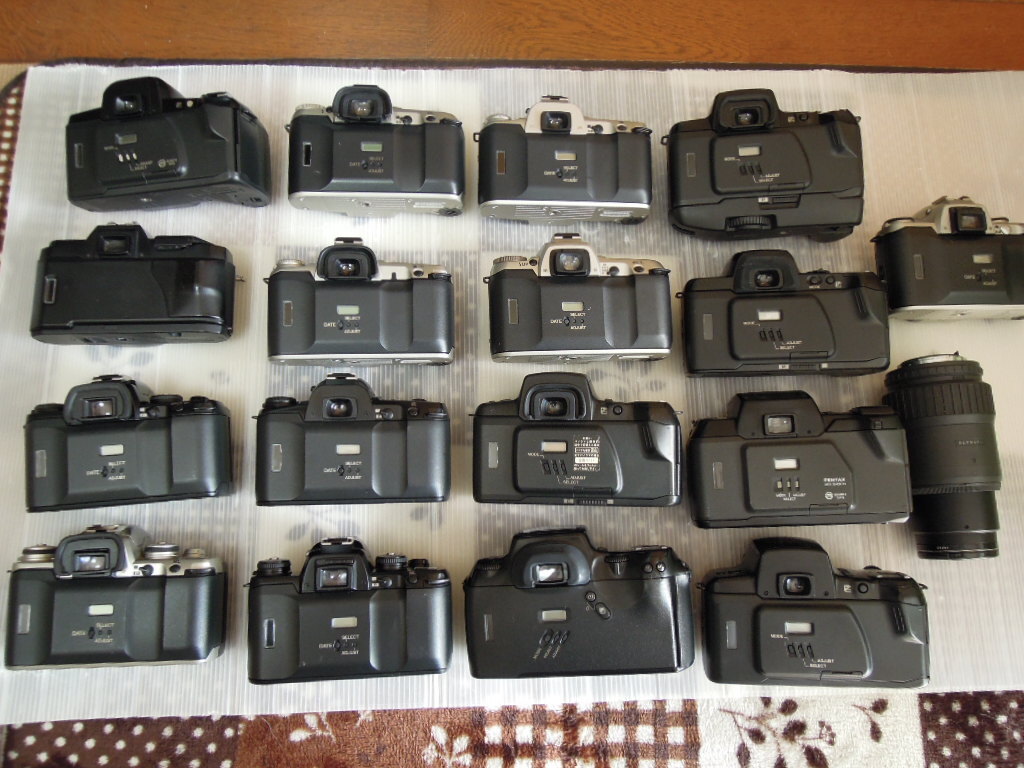 PENTAX（ペンタックス）AFフィルムカメラ ジャンク扱い 17台（MZ-3、MZ-5、MZ-10、MZ-L他）レンズ1本_画像3