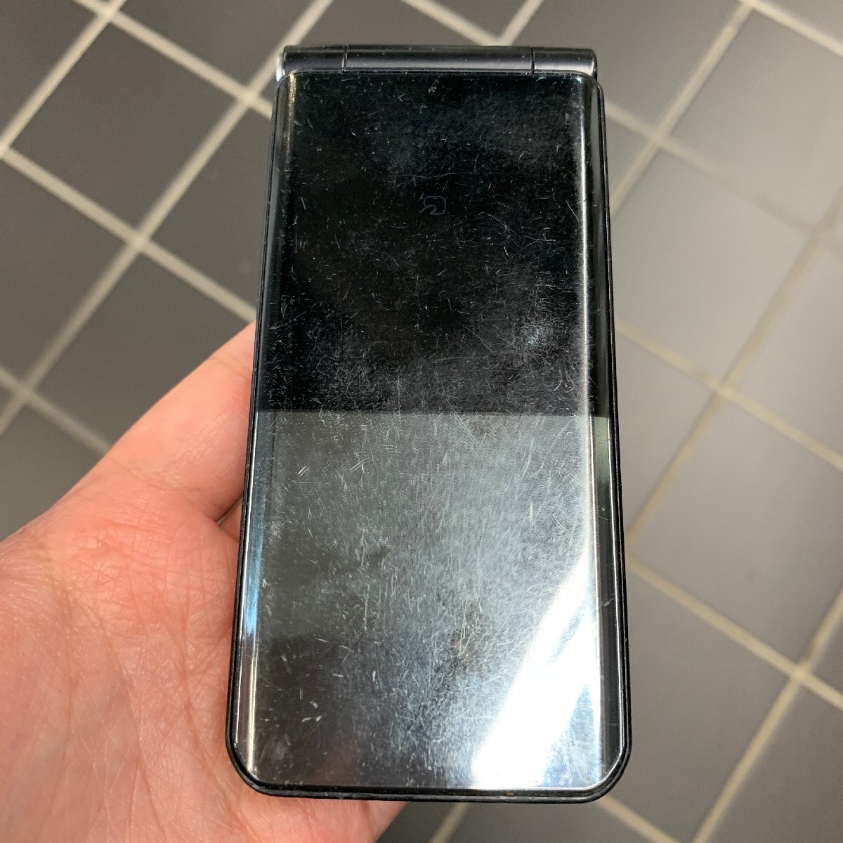 ◆動作品◆富士通/arrows ケータイ F-03L/8GB/ブラック/15531_画像6