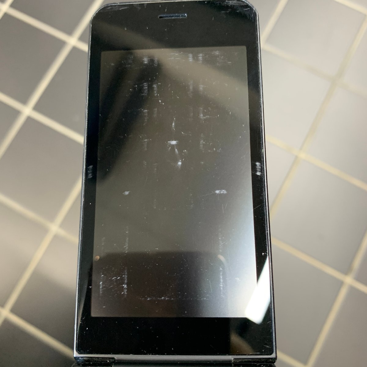 ◆動作品◆富士通/arrows ケータイ F-03L/8GB/ブラック/15531_画像8