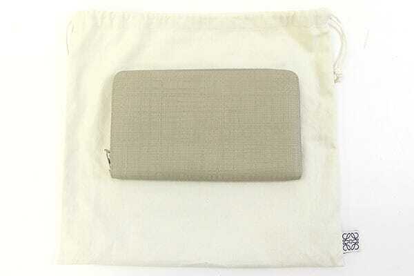 ロエベ ラウンドファスナー長財布 リネン ジャイアント ジップ アラウンド 101.79.l41 ライトグレー系 レザー 中古_画像9