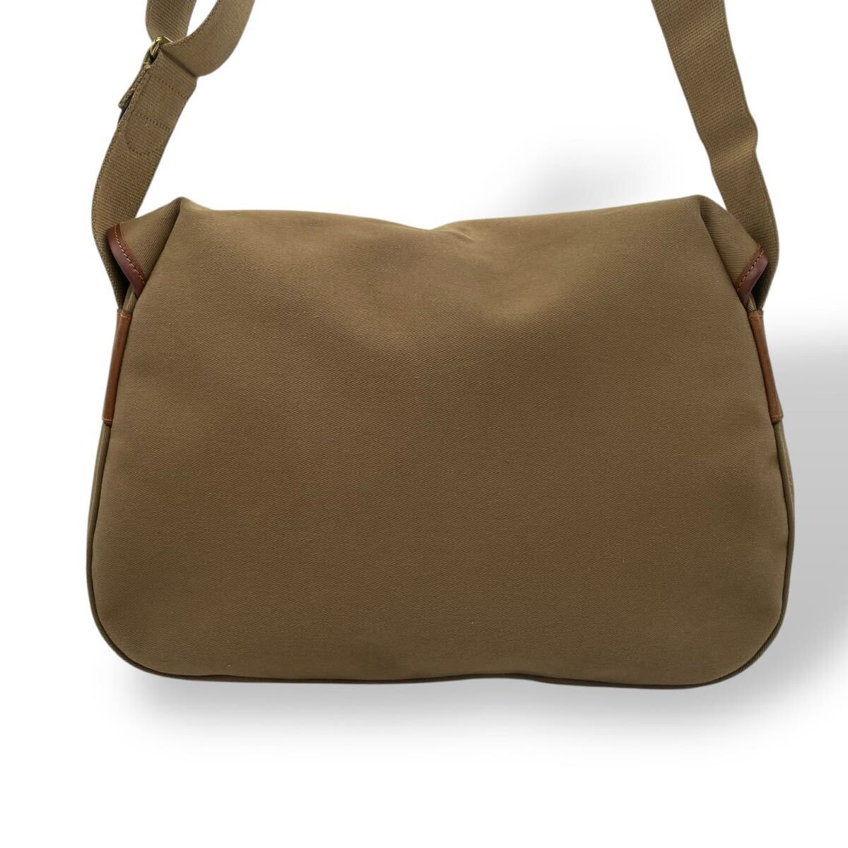 極美品 Brady ブレディ アリエル トラウト スモール ショルダーバッグ メッセンジャーバッグ カーキ_画像3