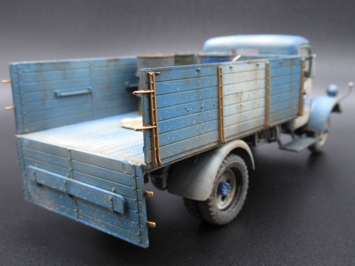 ★☆1/35 完成品　イタレリ　メルセデス・ベンツ L3000 ガソリン運搬車★☆★☆_画像3