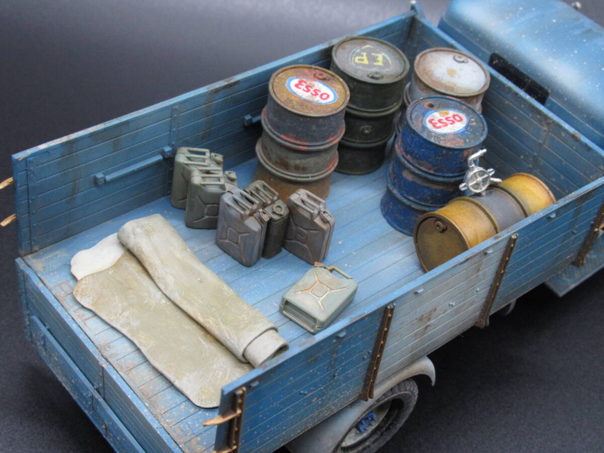 ★☆1/35 完成品　イタレリ　メルセデス・ベンツ L3000 ガソリン運搬車★☆★☆_画像5
