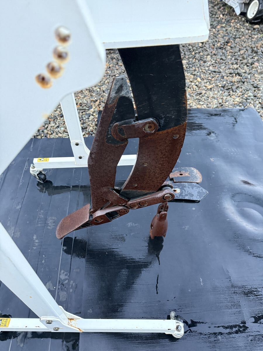 岩手県北上市　スガノ　サブソイラー　3S1K スガノ農機 白い農機 30~50馬力 最大作業深50cm トラクター キャスター付 土壌改良 引き取り_画像5