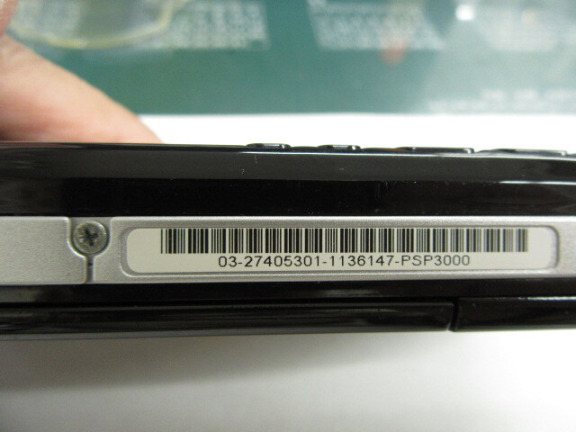 PSP プレイステーション・ポータブル PSP-3000 ジャンク品 25-11-005K_画像2