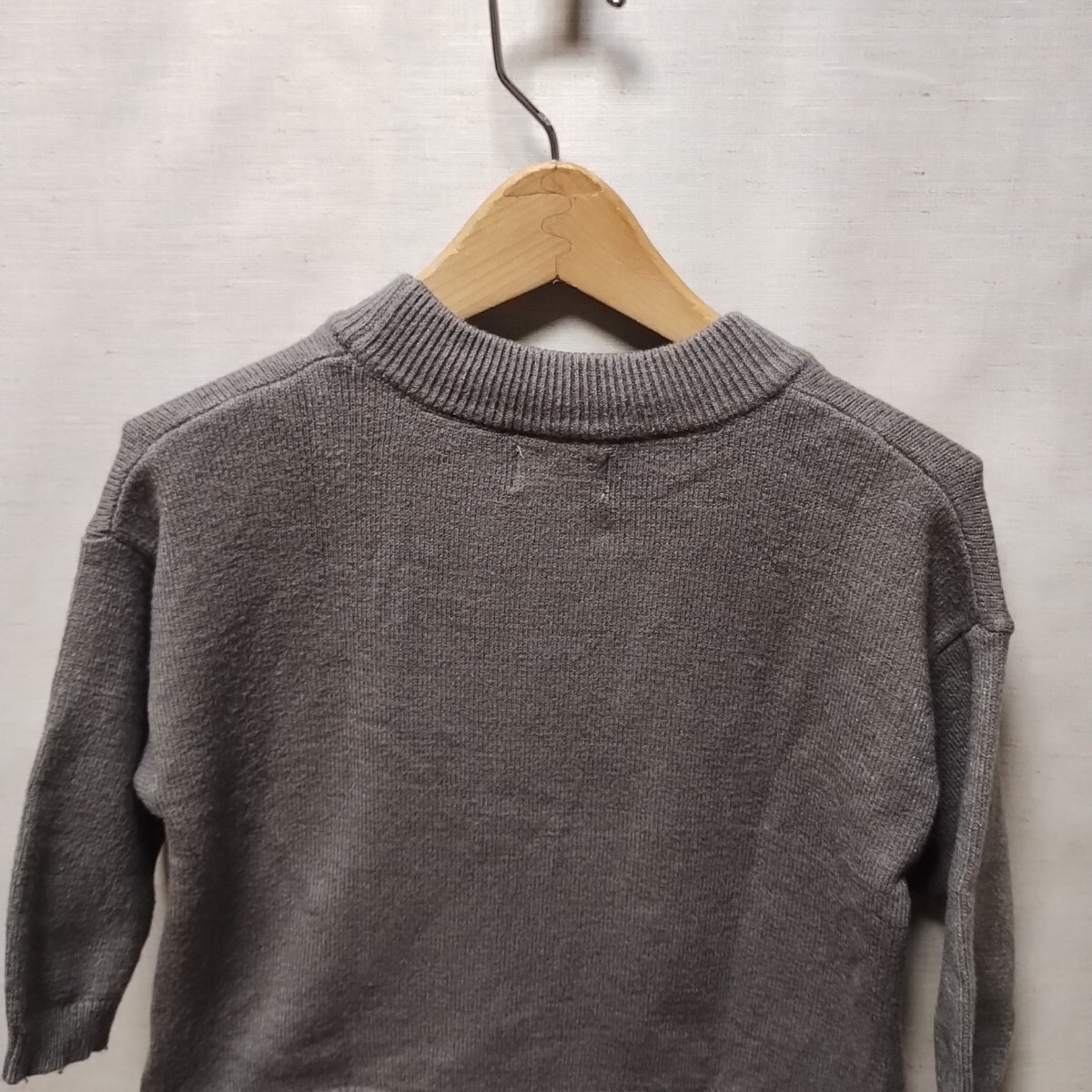 全国送料無料 モンポケ monpoke 子供服キッズベビー男＆女の子 ピカチュウ柄グレー色レイヤード重ね着風ニットセーター90_画像7