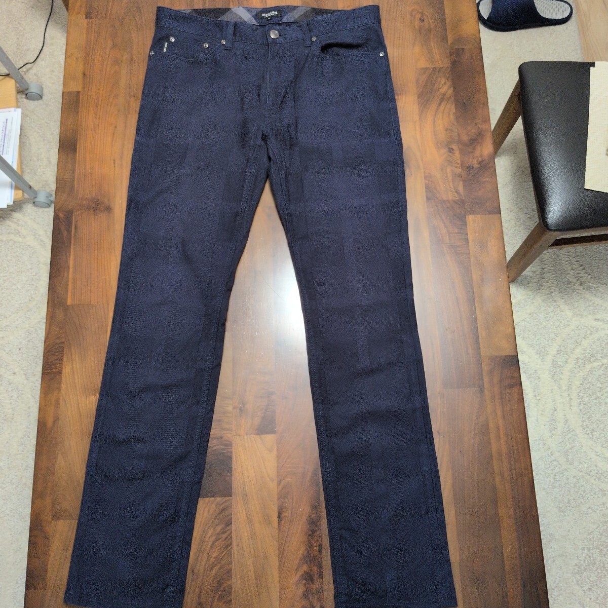 【極美品】CRESTBRIDGE BLACKLABE クレストブリッジブラックレーベル ストレッチデニム　シャドーチェック柄仕様 サイズ85（LＬ）ネイビー_画像2