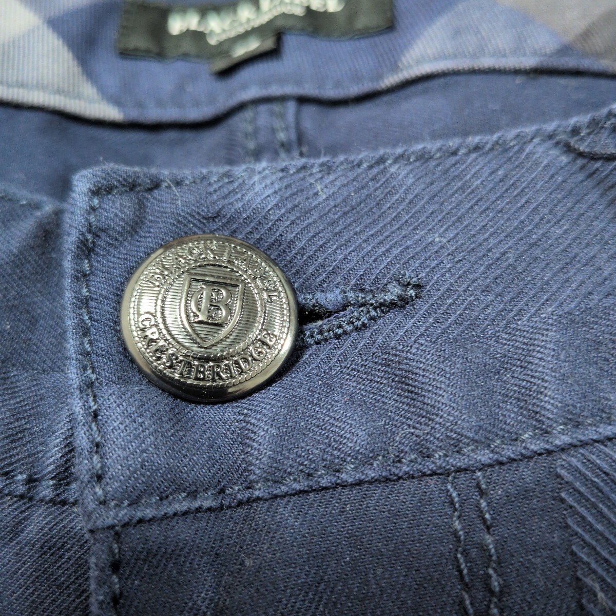 【極美品】CRESTBRIDGE BLACKLABE クレストブリッジブラックレーベル ストレッチデニム　シャドーチェック柄仕様 サイズ85（LＬ）ネイビー_画像4