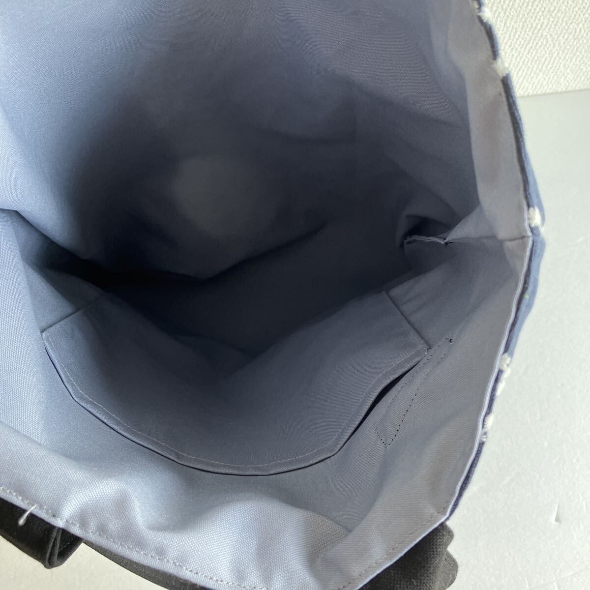 ハンドメイド サークル模様の刺繍入りコットンリネン バック ショルダー_画像4