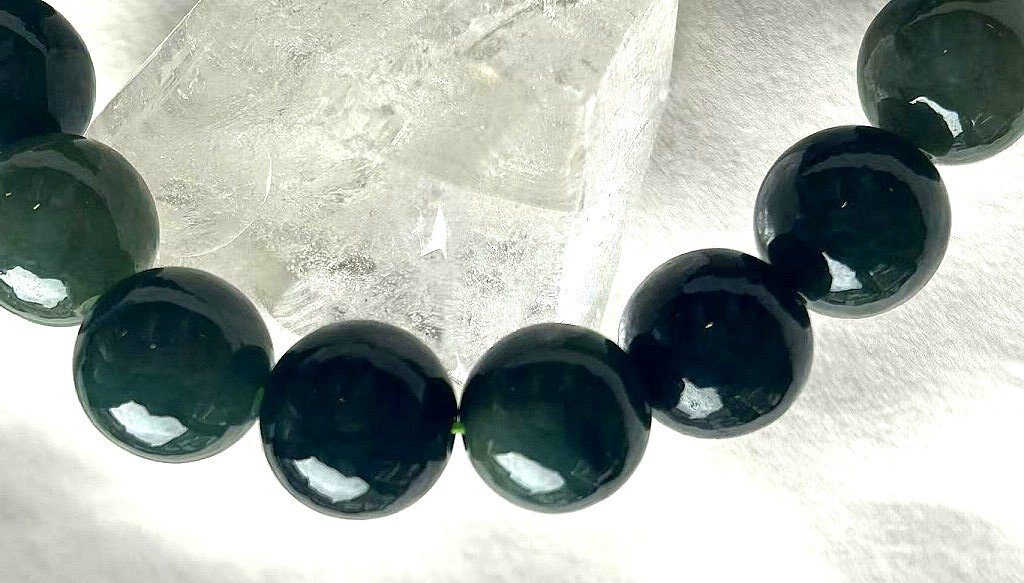 市場価格78万円！希少 ★超綺麗見惚れるほど美しい！！！純天然糸魚川翡翠ブレスレット13mm★tk8015_画像4