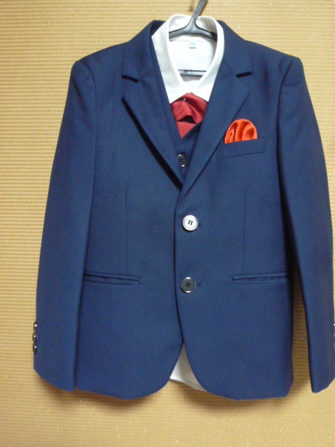 子ども フォーマルスーツ 5点セット 120 ジャケット パンツ ベスト シャツ ネクタイ 入学式 結婚式 七五三 上下セット 男の子_画像2