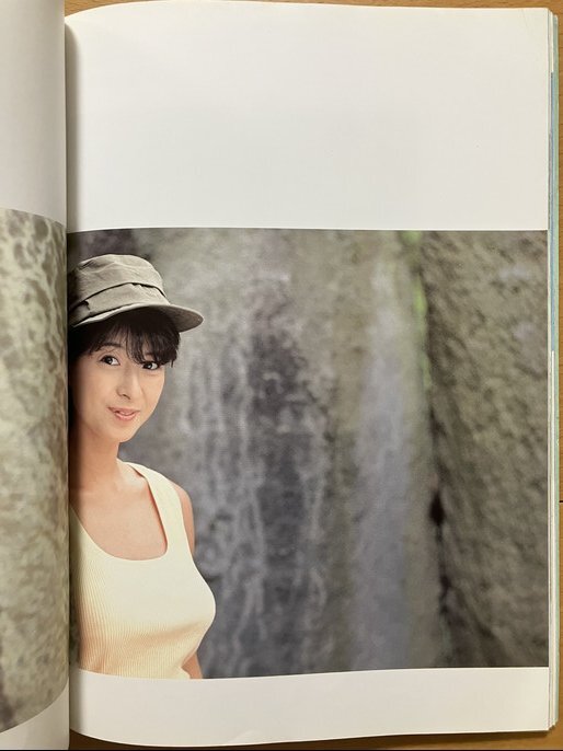 ★河合奈保子 写真集 LOVELY SUMMER 定価950円 1985/7/6発行 アリーナ37℃増刊_画像7