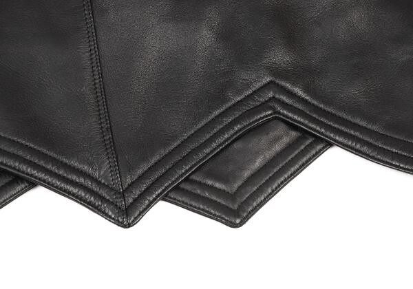 ジャンニヴェルサーチGIANNI VERSACE ヘムデザインレザースカート 黒M位_画像5