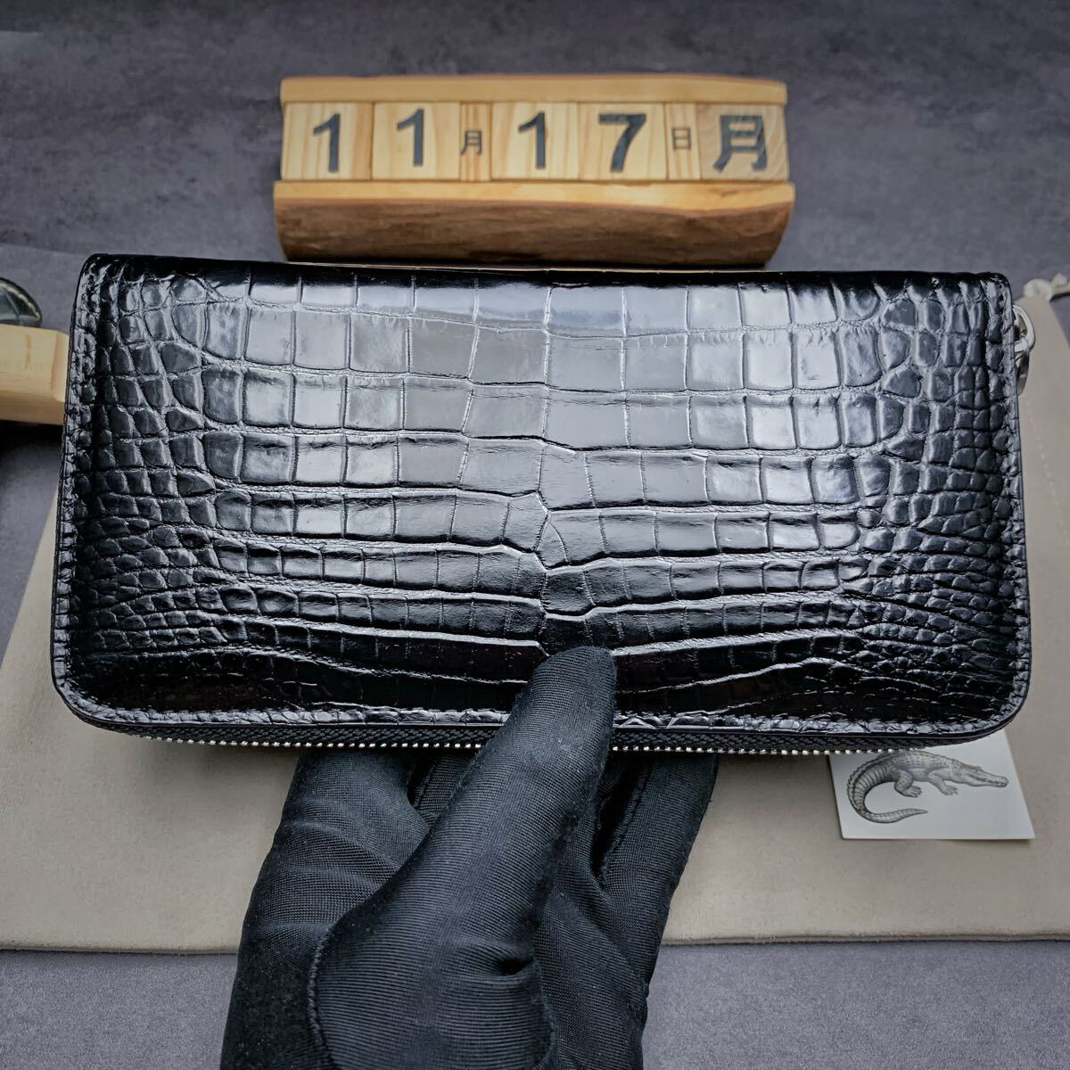 貴重定番色【センター一枚革】 クロコダイル ワニ革 長財布 ラウンドファスナー 本物保証 肚革使用 小銭入れあり ビジネス財布 実物写真_画像9