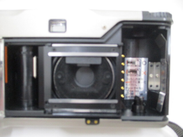 (3093) CONTAX T2 コンタックス T2 コンパクトフィルムカメラ Carl Zeiss Sonnar T* 2.8 現状渡し_画像9