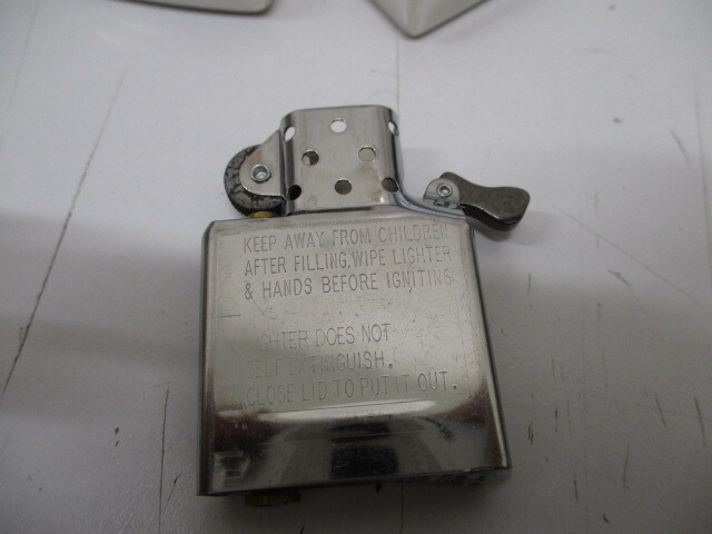 (3114) プラチナ仕上 Zippo 灰皿付き PLATINUM COATING LIMITED EDITION ジッポー ライター 現状品_画像9