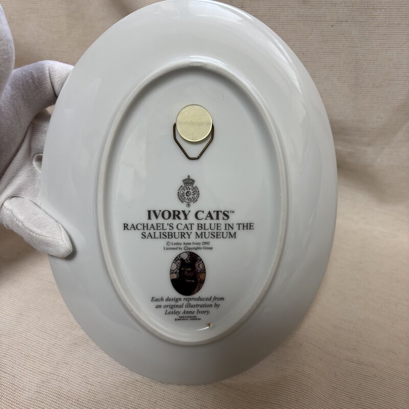 高級陶器 ロイヤルウースター レイチェルの猫 IVORY CATS オーバル レスクーアン 飾り皿 IW511AZ01RYL_画像5