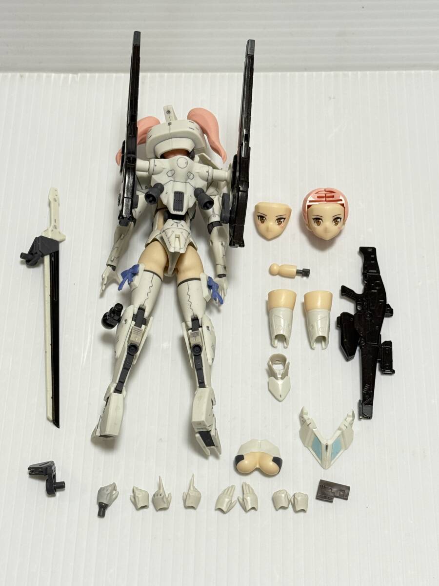 フレームアームズ・ガール 白虎　コトブキヤ　美少女プラモデル　美プラ　ジャンク_画像2