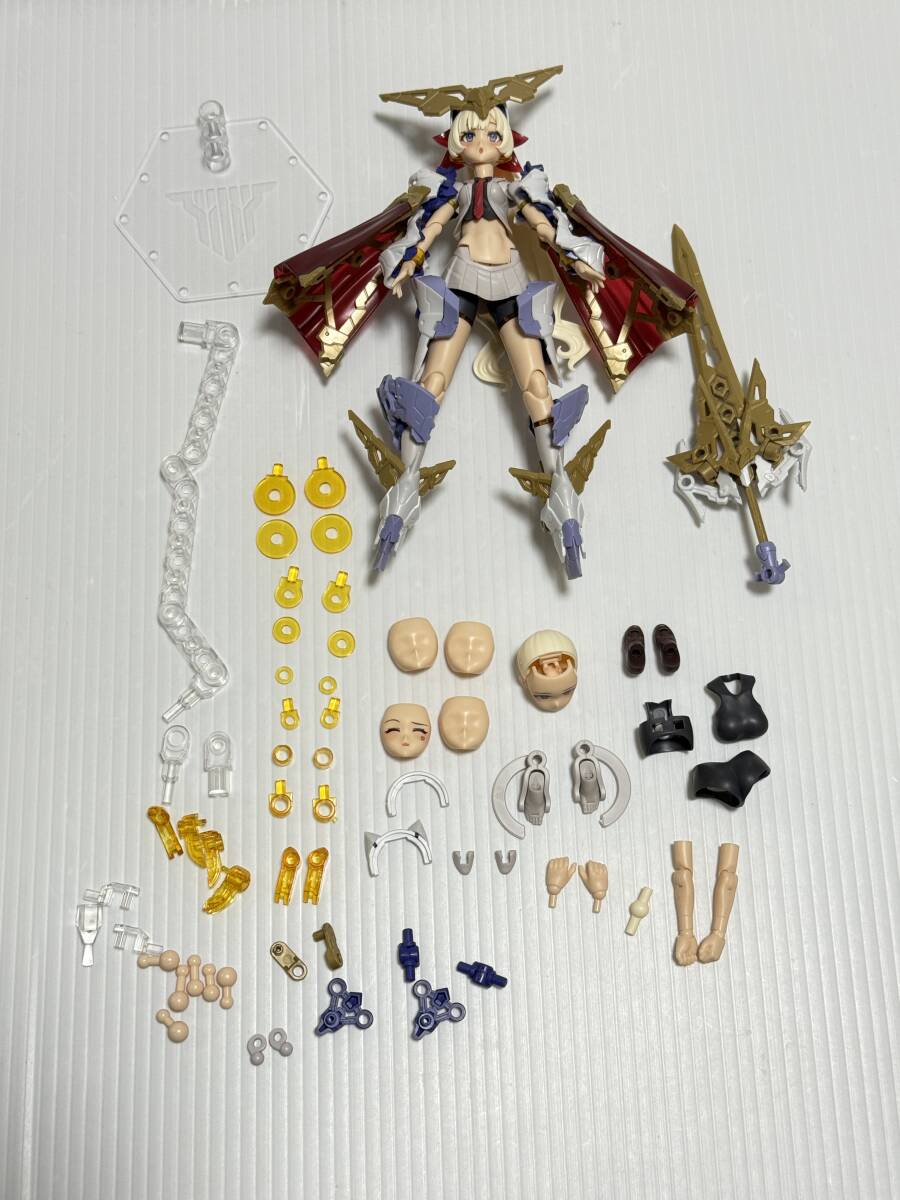 メガミデバイス BUSTER DOLL パラディン　コトブキヤ　美少女プラモデル　美プラ　ジャンク_画像1