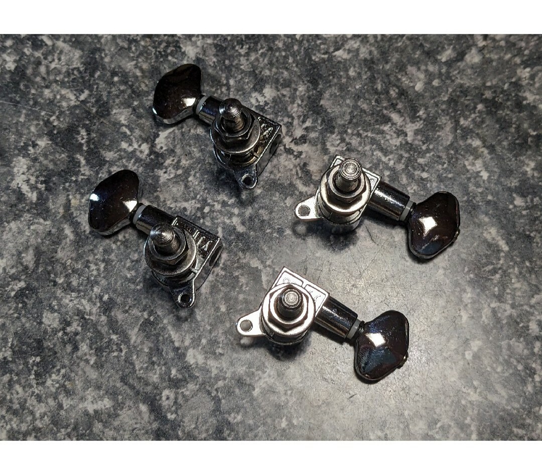 極安！　ウクレレ　ペグ　メタルボタン　サービス品_画像2