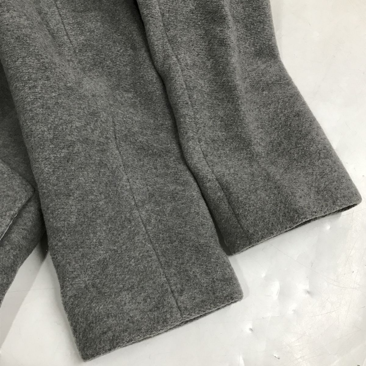 美品 UNTITLED プレミアムライン フーテッドコート ウール ロングコート ブルーグレー Mサイズ アンタイトル嶺D1004-32_画像8