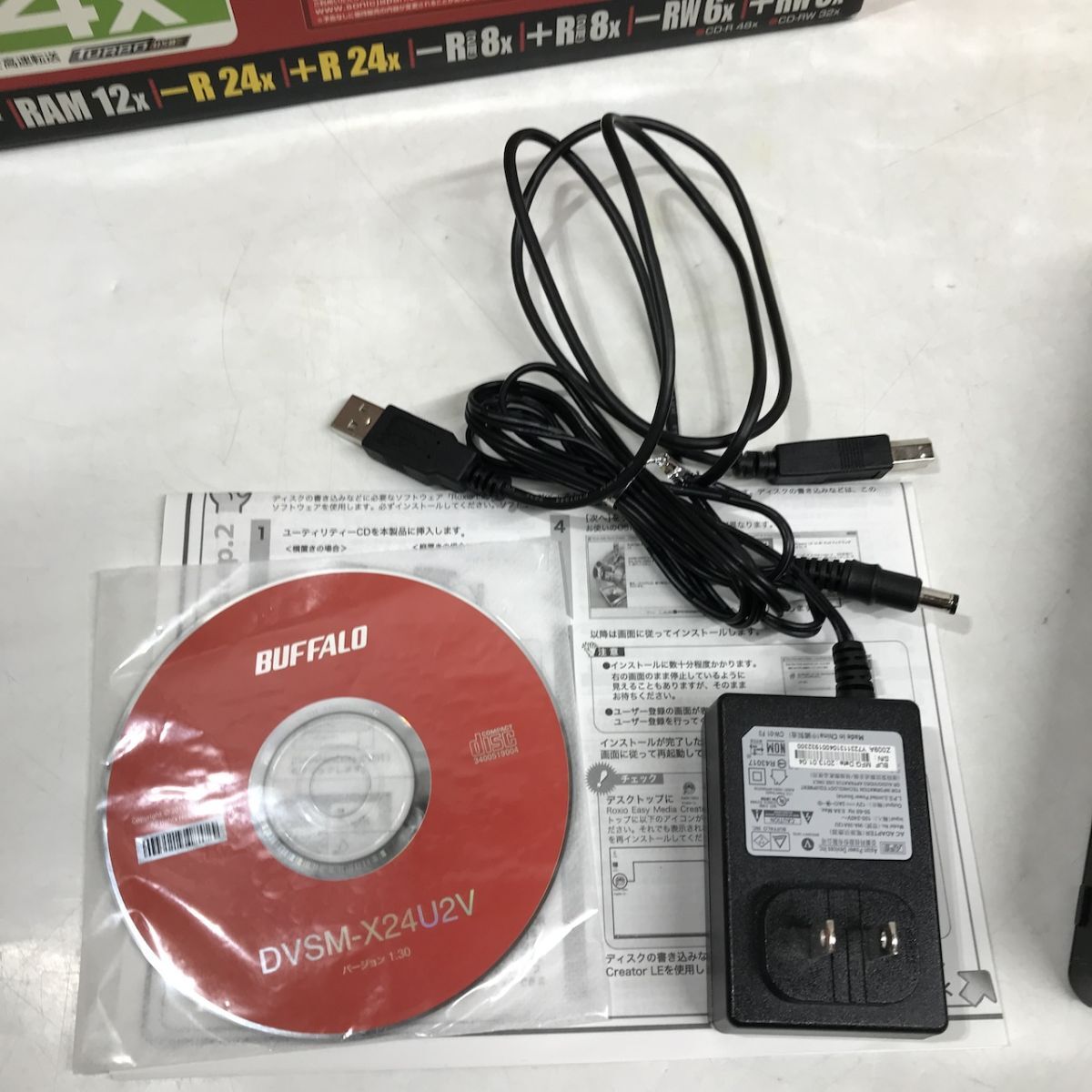 BUFFALO 外付DVDドライブ DVSM-X24U2V 中古 通電確認済み 嶺D1005-13_画像6